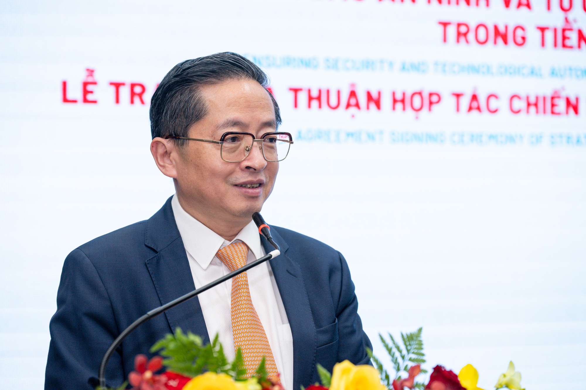 Chủ tịch CT Group Trần Kim Chung phát biểu tại hội thảo Chủ tịch CT Group phát biểu