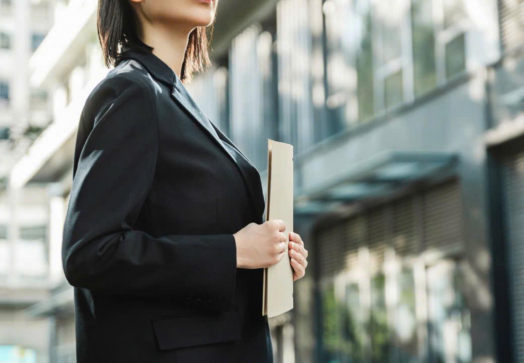 Thị trường lao động cạnh tranh gay gắt Thị trường lao động đầy thử thách cho Gen Z