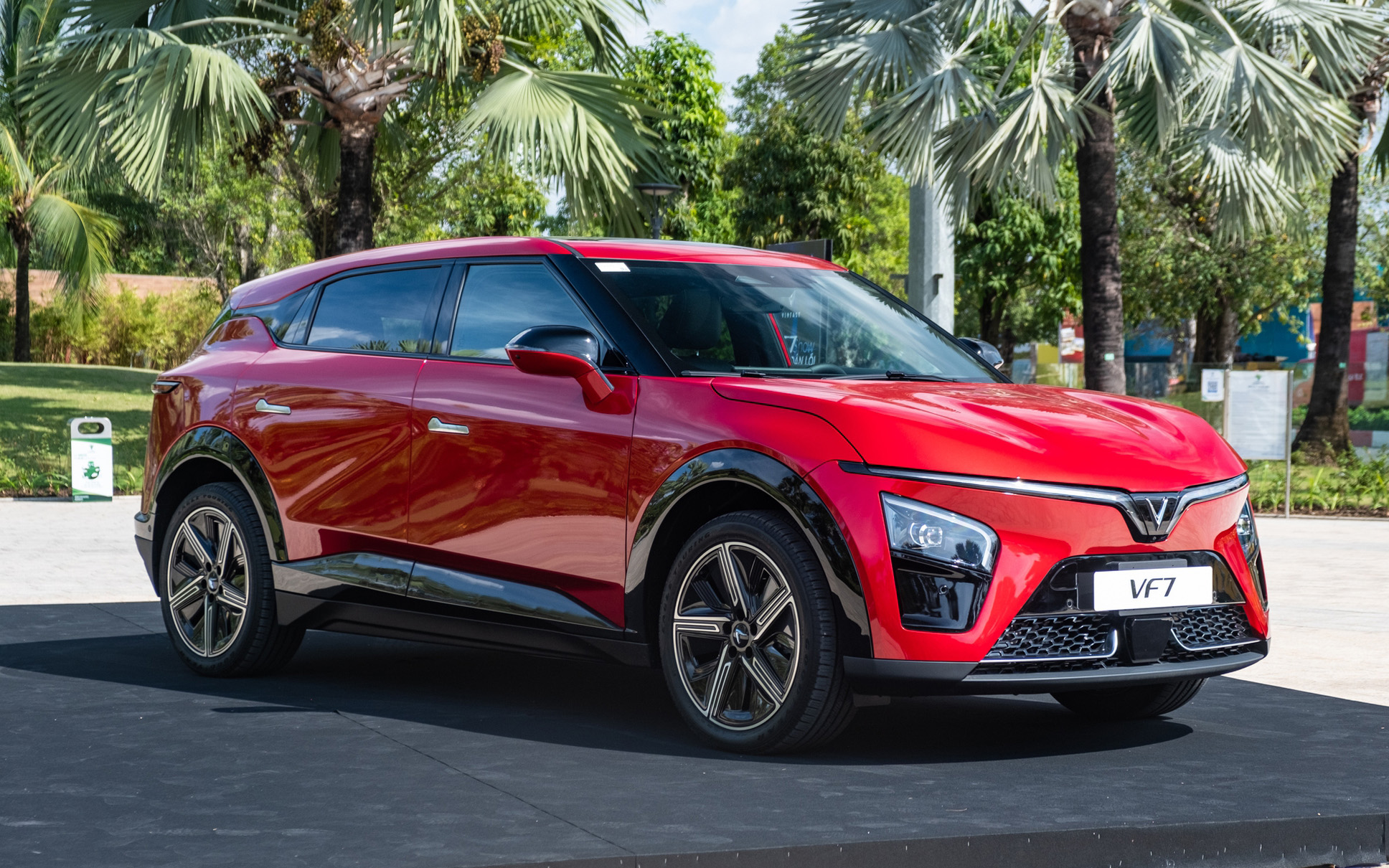 Các ứng viên hàng đầu phân khúc 600 triệu đến 1 tỷ đồng VinFast VF 7 cùng các đối thủ trong phân khúc