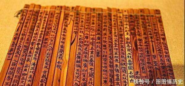 Tần Thủy Hoàng: Từ hình ảnh bạo chúa trong sử sách đến góc nhìn mới từ phát hiện khảo cổ- Ảnh 3. Sự đối lập giữa sử sách và khảo cổ học về chân dung Tần Thủy Hoàng