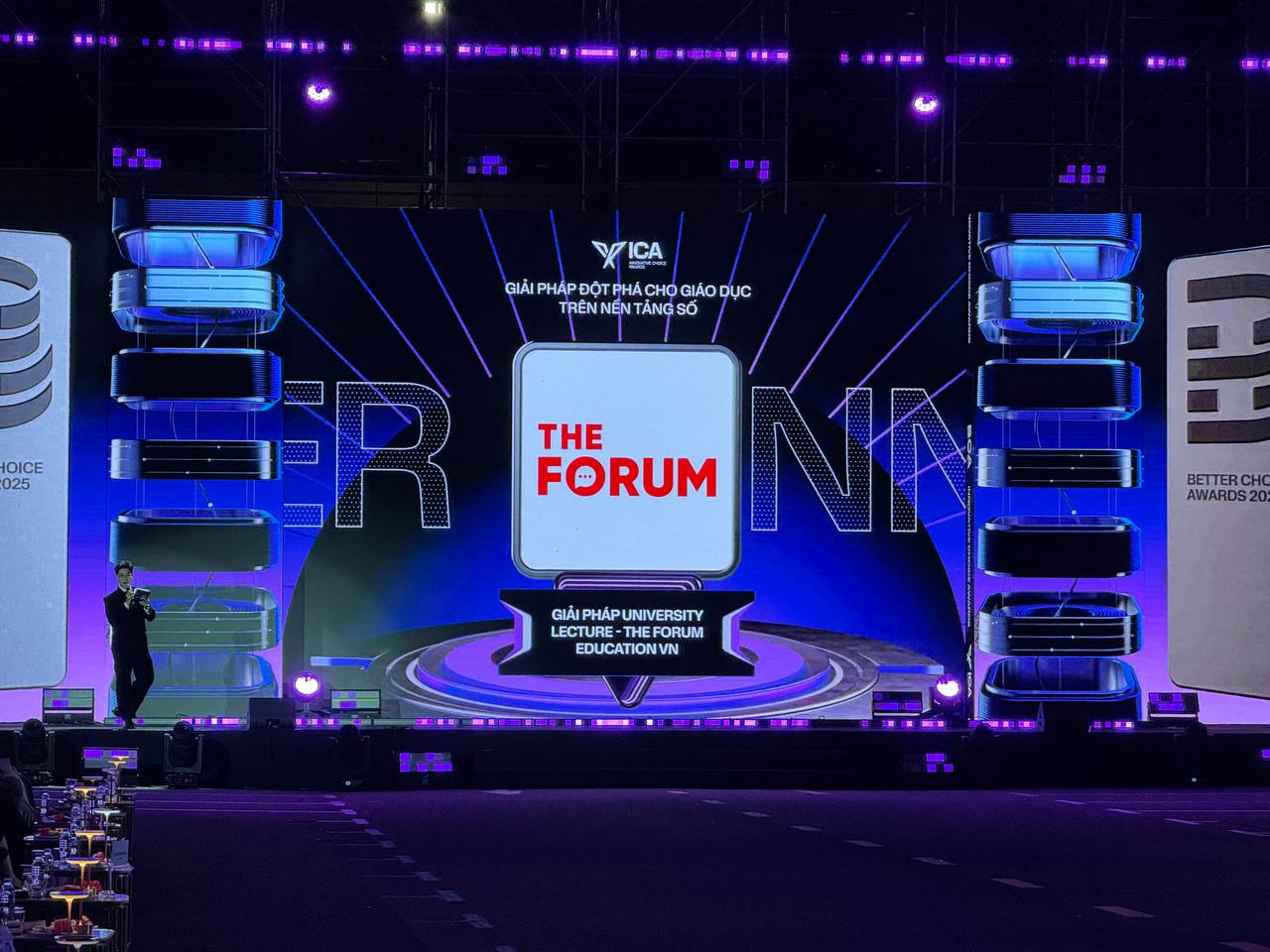 Hình ảnh minh họa phương pháp học trực tuyến hiệu quả Giáo dục số kết hợp AI