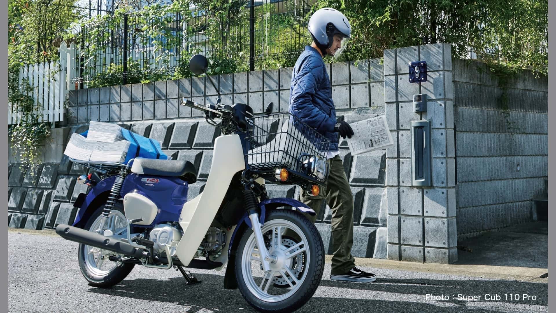 Cross Cub 110 Lite phong cách retro hiện đại Màu sắc retro pha hiện đại trên Cross Cub